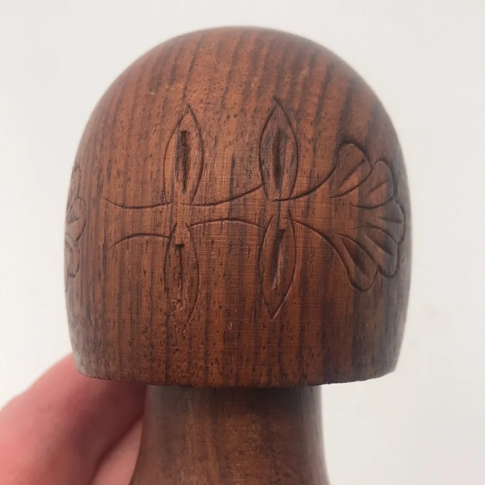 VTG Hand‎ Carved Mushroom Shape Nut Cracker from Italy